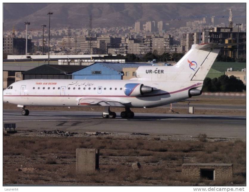 (avi -49) - Avion - Airplane -  YAK 42 D  - Fars Air Qeshm - 1946-....: Moderne