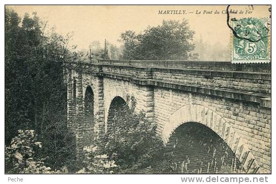 N°14926 -cpa Martilly -le Pont Du Chemin De Fer - Ouvrages D'Art