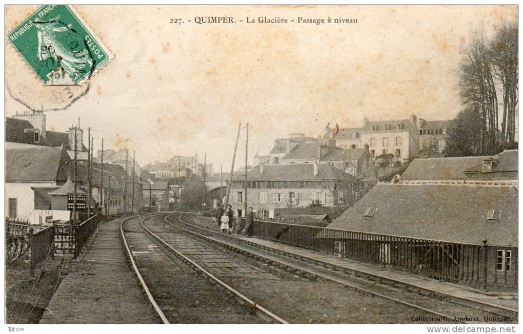 QUIMPER  La Glaciére - Passage à Niveau - Quimper