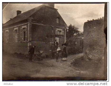 EPEHY (Somme) Photo D'amateur  Datée 1910 Maison Angle De Rue - Lieux