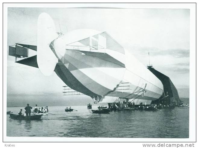 Postcard - Zeppelin  (V 4020) - Luchtballon