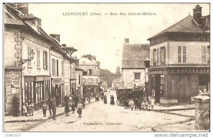 LIANCOURT - Rue Des Arts-et-Métiers (Boulangerie  En Gros Plan) - Carte Animée, Bon état - Liancourt