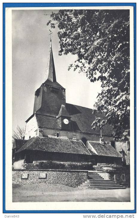 CPSM - CHER - BRINON SUR SAULDRE - L´EGLISE - Edition VOGUE / 511 - Brinon-sur-Sauldre