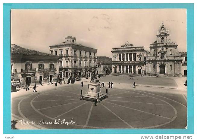 RAGUSA VITTORIA PIAZZA DEL POPOLO CARTOLINA FORMATO GRANDE VIAGGIATA NEL 1964 - Vittoria