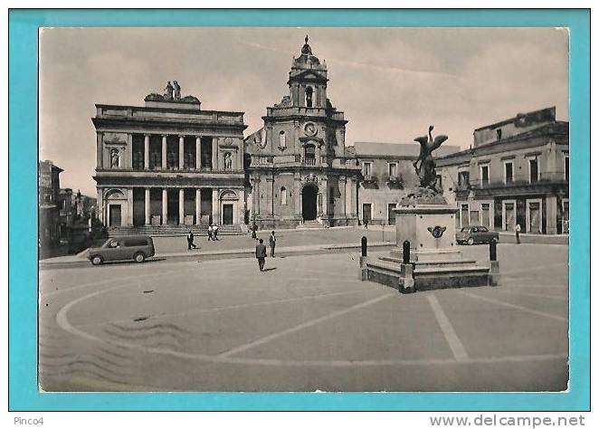 RAGUSA VITTORIA PIAZZA DEL POPOLO CARTOLINA FORMATO GRANDE VIAGGIATA NEL 1962 - Vittoria