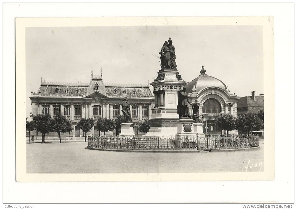 Cp, 90, Belfort, Monument Des Trois-Sièges, Et Palais De Justice - Belfort – Siège De Belfort