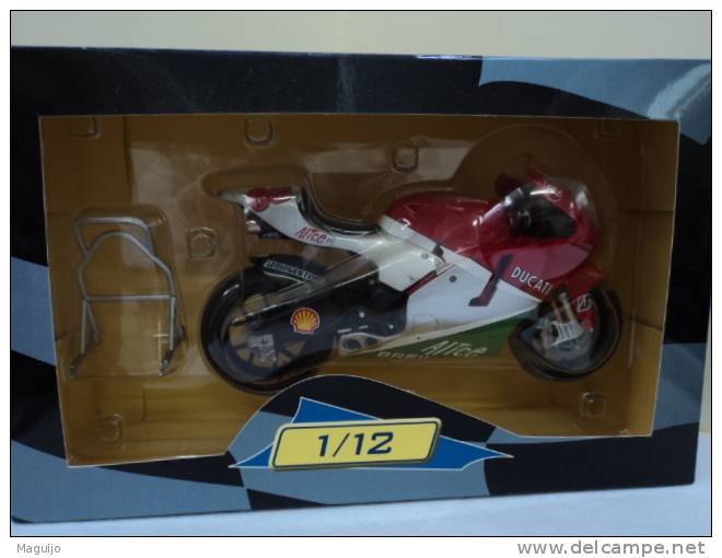 DUCATI DESMOSEDICI  CAPIROSSI  2006  1/12  LIRE !! - Motos