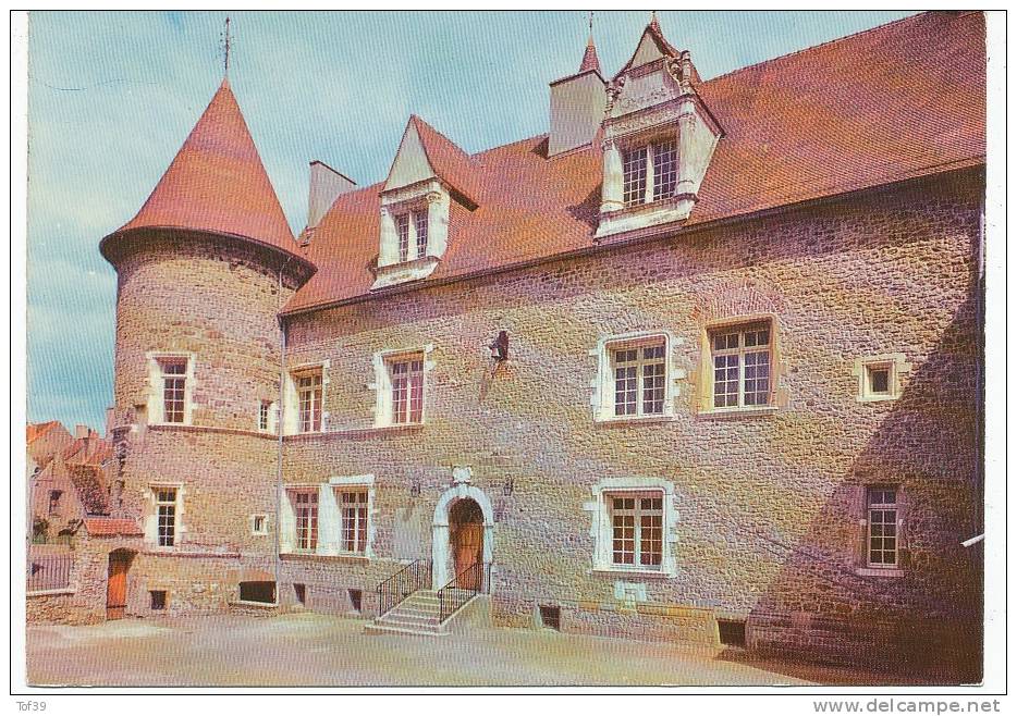 21 Arnay Le Duc Chateau Ducal - Arnay Le Duc