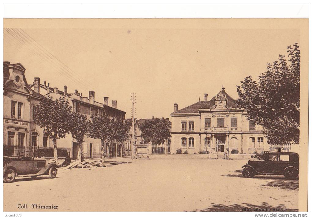 69 / PIERRE BENITE / PLACE DE LA MAIRIE / ECOLE DES GARCONS / JOLIE CARTE - Pierre Benite