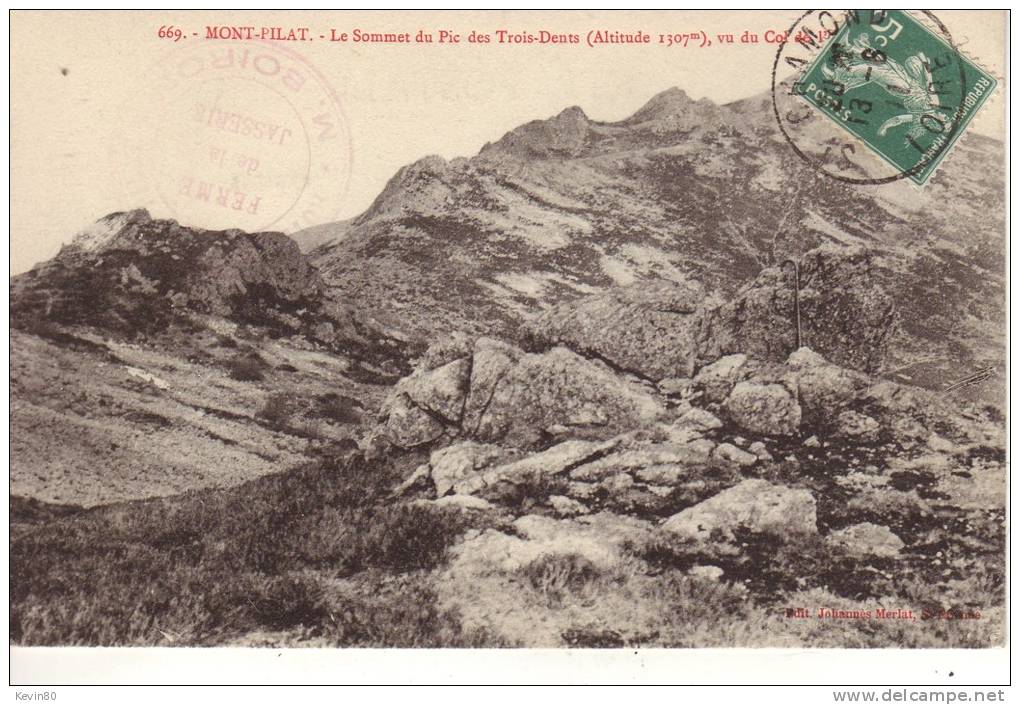 42 MONT PILAT Le Sommet Du Pic Des Trois Dents (Altitude 1307 M) Vu Du Col De L'Oeillon - Mont Pilat