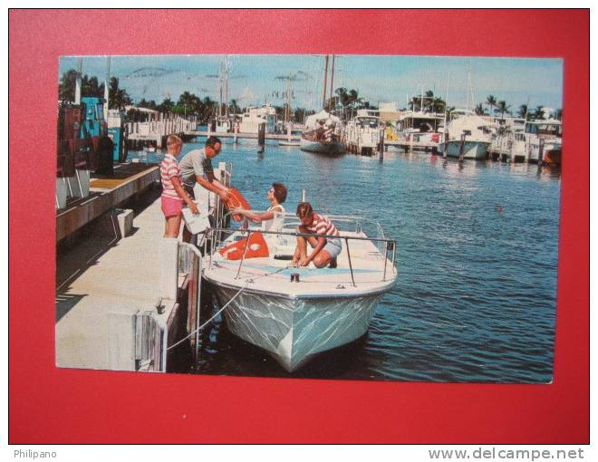 Florida > Fort Lauderdale Boating Facilities  1972 Cancel     Early Chrome    ---   --  Ref 300 - Fort Lauderdale