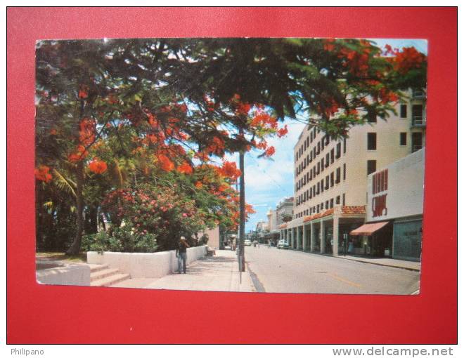 - Florida > Key Wes Duval Street  1958 Camcwl  Early Chrome      ---   --  Ref 300 - Key West & The Keys