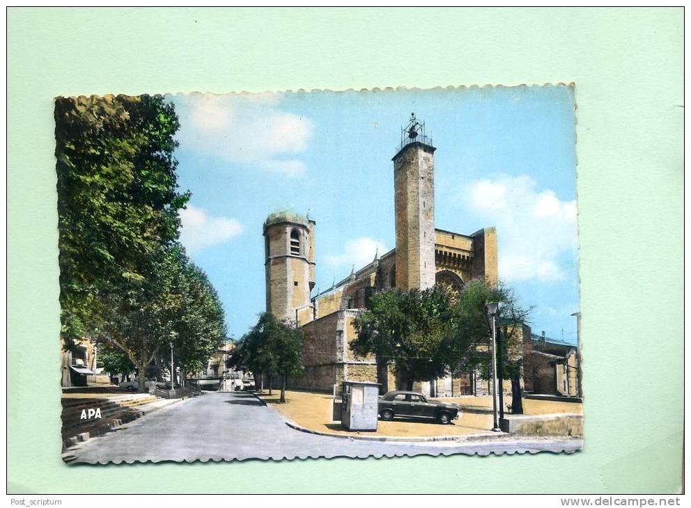 Clermont L'Hérault - Cathédrale St Paul - Clermont L'Hérault