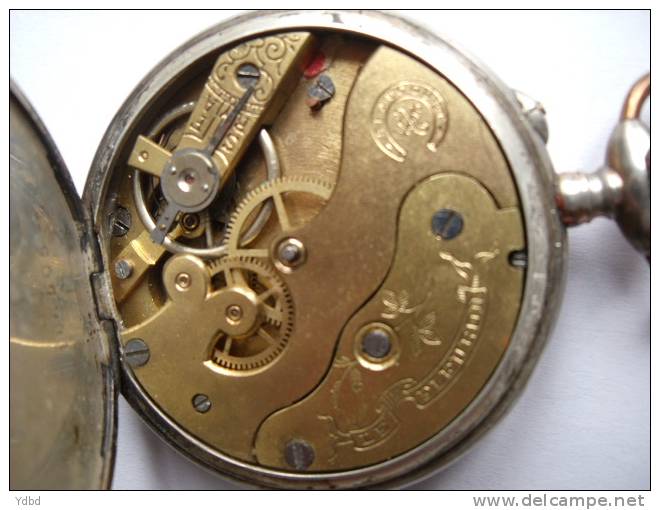 UNE ANCIENNE MONTRE A GOUSSET LE FLEURON - Relojes De Bolsillo