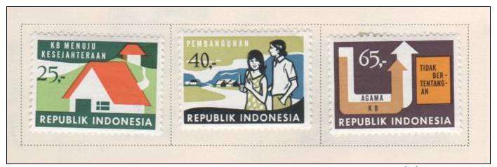 INDONESIA...1974...mh...Cat   Val = 4.65 - Indonesië