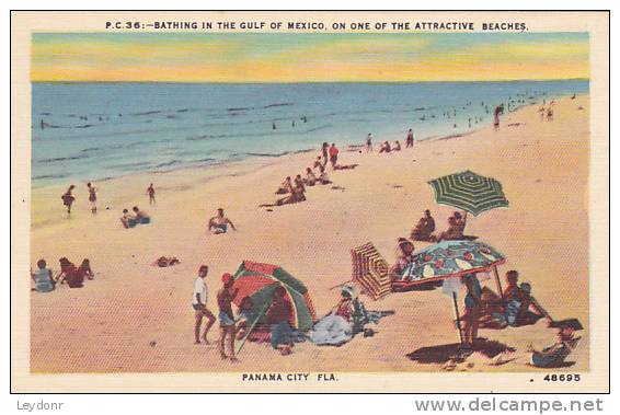 Bathing In The Gulf Of Mexico, On One Of The Attractive Beaches, Panama City, Florida - Panama City