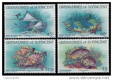 (05) St. Vincent Grenad. Fish / Poisons / Fische / Vissen / Coral Reef  ** / Mnh  Michel 300-03 - St.Vincent & Grenadines