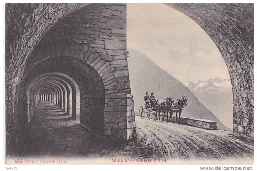 Suisse - Simplon - Attelage - Tunnel Curiosité - Simplon
