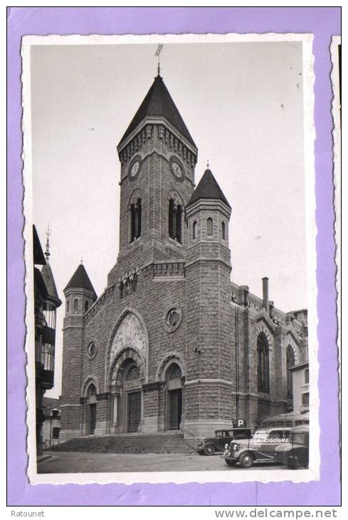 69 - RHONE - THIZY - CPSM 69.248.04  - Eglise  - éd  Robin / Cigogne - Thizy