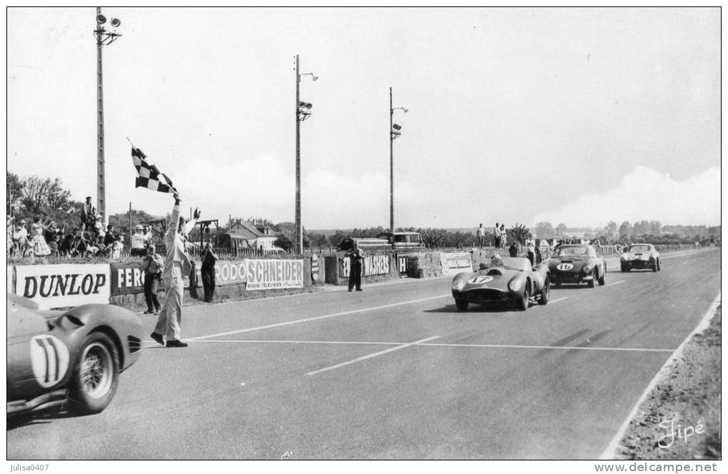 LE MANS (72) Course Automobile Des 24 Heures L'arrivée - Otros & Sin Clasificación