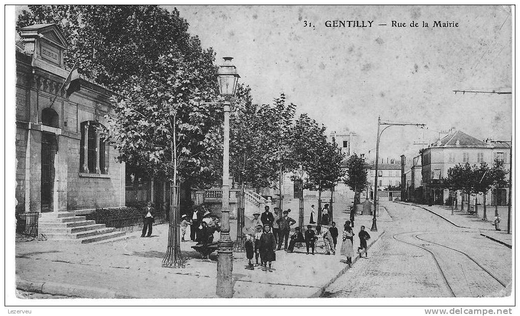 CPA 94 GENTILLY RUE DE LA MAIRIE (ETAT MEDIOCRE CARTE TACHEE ) - Gentilly