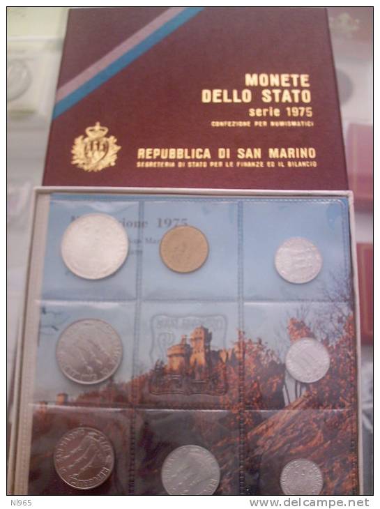 SAN MARINO - ANNO 1975 - DIVISIONALE 8 MONETE  SERIE ANNUALE FDC - Saint-Marin