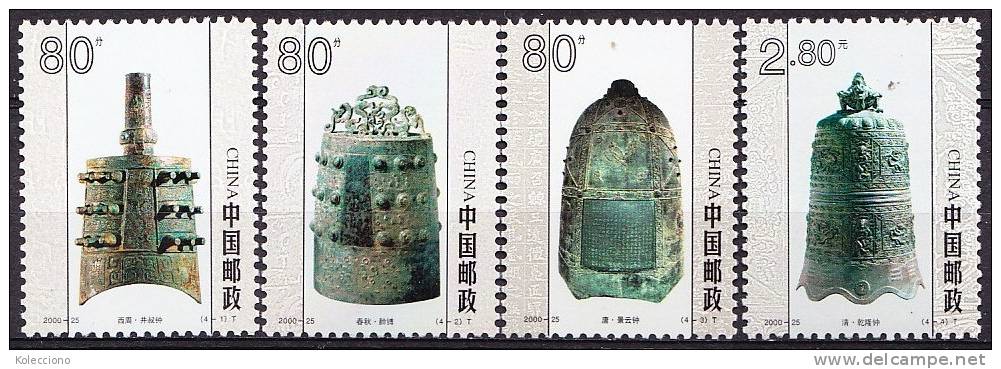 China 2000 Yvert 3858 / 61, Ancient Chinese Bells, MNH - Neufs