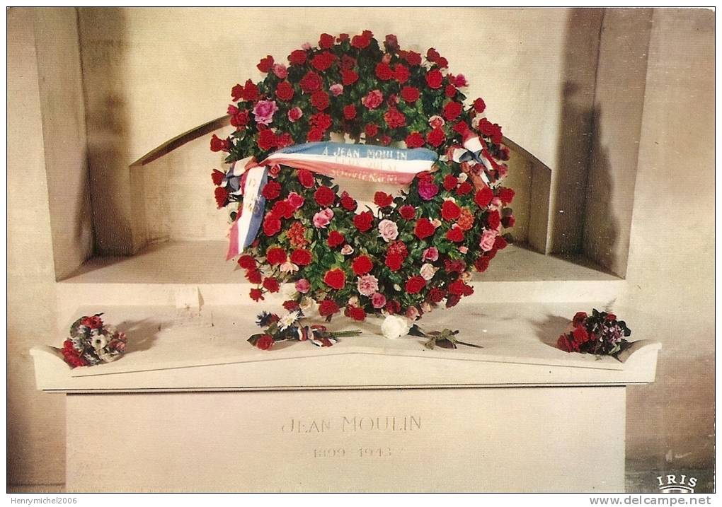 Cpm  Tombeau De Jean Moulin Tué En 1943 Au Panthéon A Paris, Transféré En Décembre 1964 - Weltkrieg 1939-45