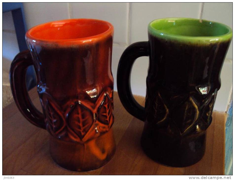 2 MUGS VALLAURIS Orange Vert Vintage - Vallauris (FRA)