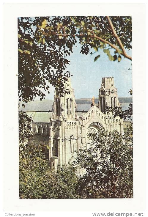 Cp, Canada, Sainte-Anne De Beaupré, La Basilique - Ste. Anne De Beaupré