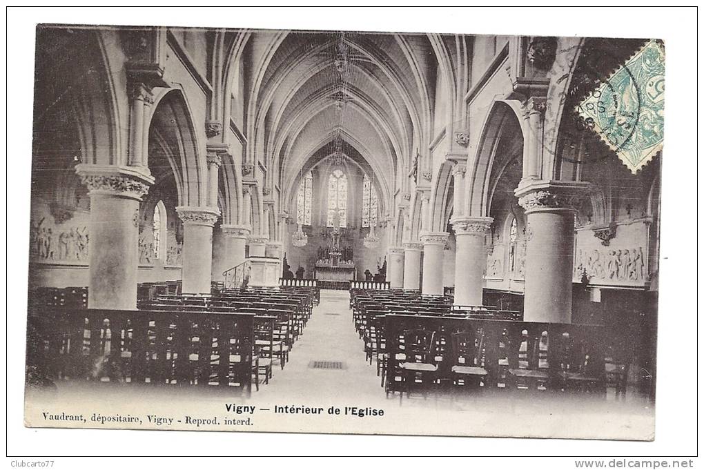 Vigny (95) : L'intérieur De L'église En 1906 . - Vigny