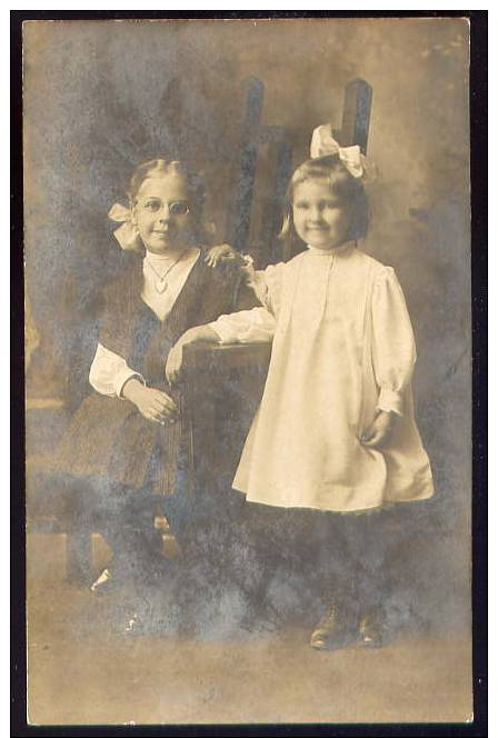Real Photo  -- Two Little Girls With Large Bows (1900) Postcard P62 - Other & Unclassified