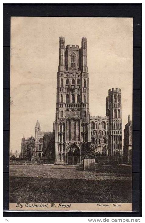 Angleterre - Cambridgeshire X 4 Cartes - Choir E., Ely Cathedral - Bishop Alcock's Chapel - View Front - From The Park - Ely