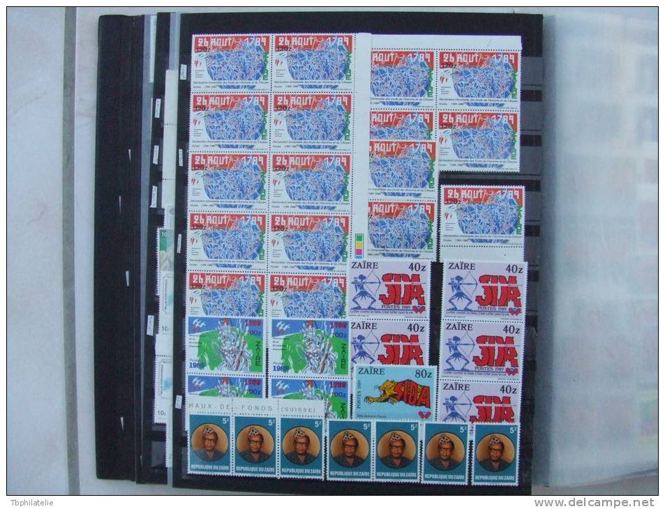 VEND BEAU LOT DE TIMBRES DU ZAIRE NEUFS , MULTIPLES , BLOCS , BANDES , COTE ENVIRON 600 EUROS