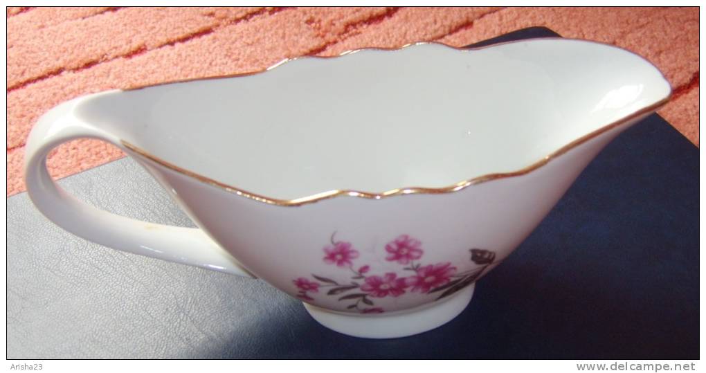 Russia Porcelain Sauce Boat Gravy-boat With Gold Trim By DULEV Dulevo Porcelain Factory - Other & Unclassified