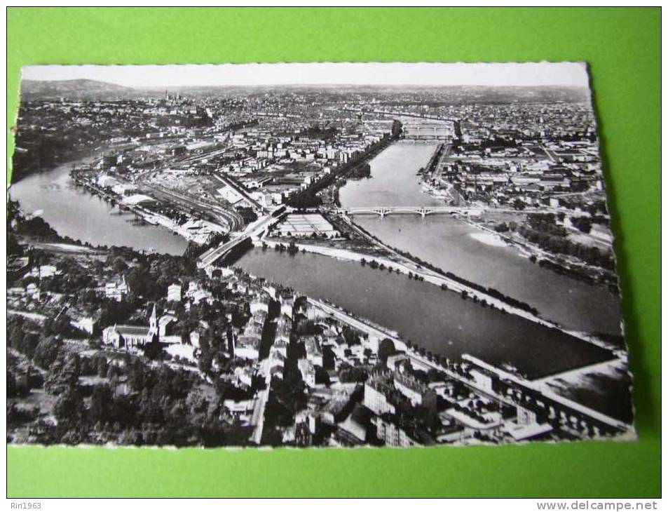 69-  Lyon-vue Aerienne -le Confluent Du Rhone Et De La Saone ,a La Mulatiere - Autres & Non Classés