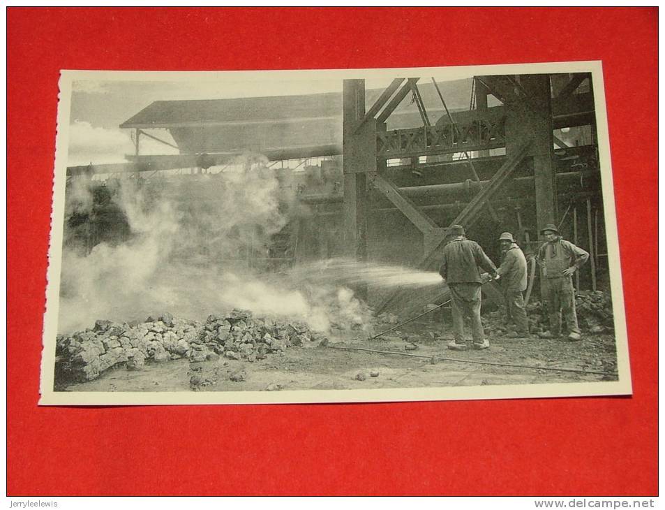 Couillet -  Usines Métallurgiques Du Hainaut - Extinction Du Coke - Charleroi