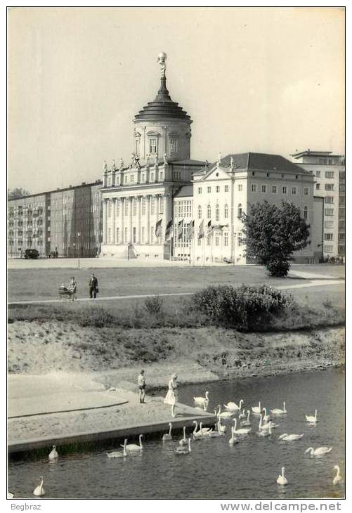 POTSDAM       KULTURHAUS  HANS MARCHWITZA - Potsdam