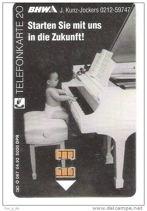Germany - Oo67  04/92 - BHW - Baby On Klavier - Piano - Music - O-Series : Séries Client
