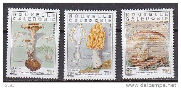 M4659 - COLONIES FRANCAISES NOUVELLE CALEDONIE Yv N°749/51 ** Champignons Comestibles - Nuovi