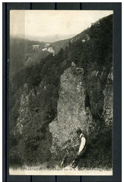 GERARDMER (88) CPA - La Schlucht Vue De La Route De Thaneck / Animé - Gerardmer