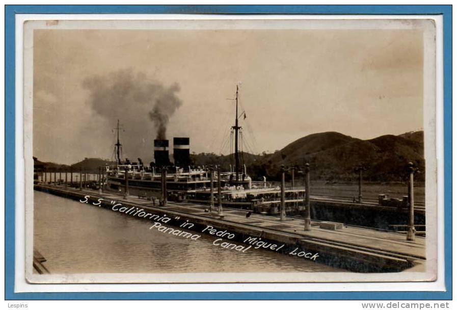 AMERIQUE --  PANAMA -- S.S. California  In Pedro Miguel Lock - Panama