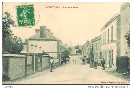 61  COURTEMER Rue De La Poste - Courtomer