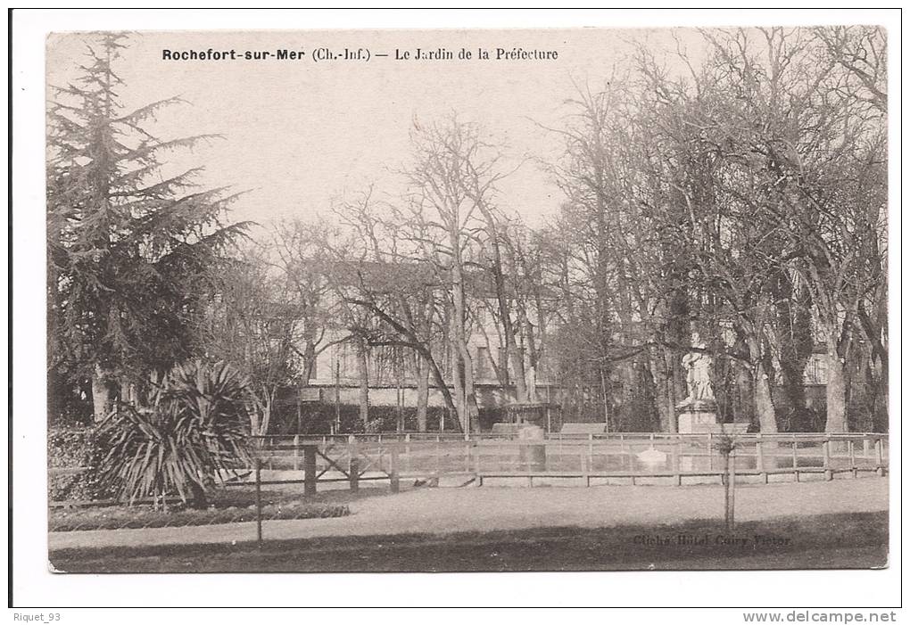 Rochefort Sur Mer - Le Jardin De La Préfecture - Rochefort