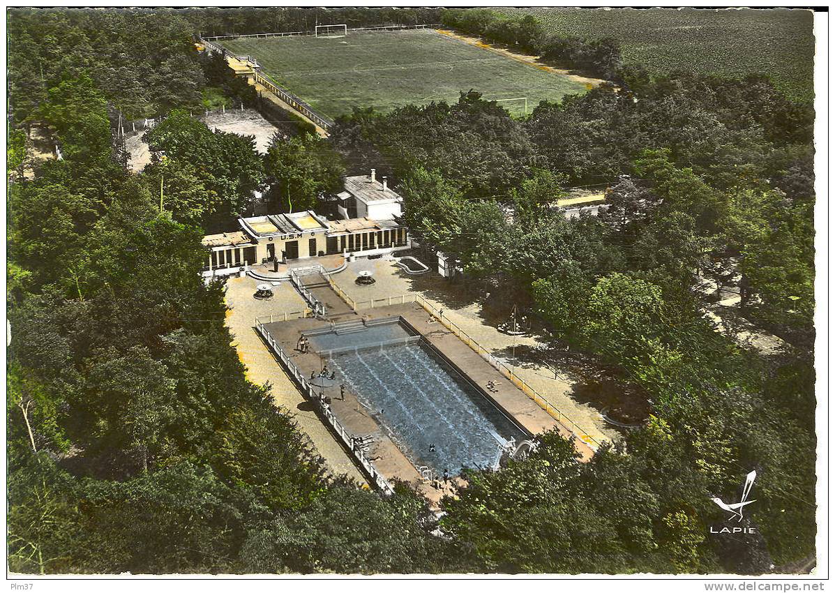 MEREVILLE - La Piscine Et Le Stade - Mereville