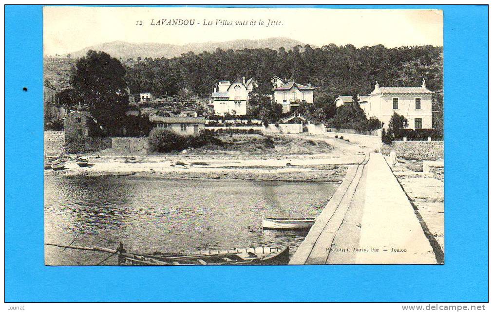 83 Le LAVANDOU - Les Villas Vues De La Jetée - Le Lavandou