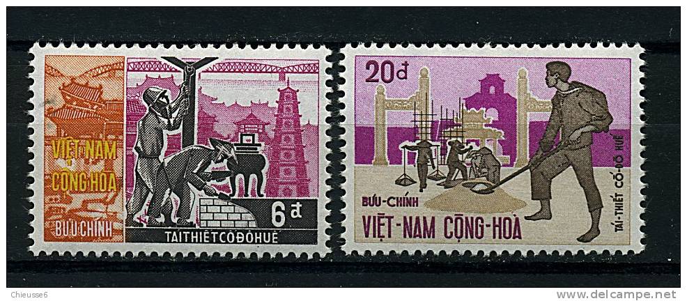 Vietnam Du Sud ** N° 375/376 - Reconstruction De Hué - Vietnam