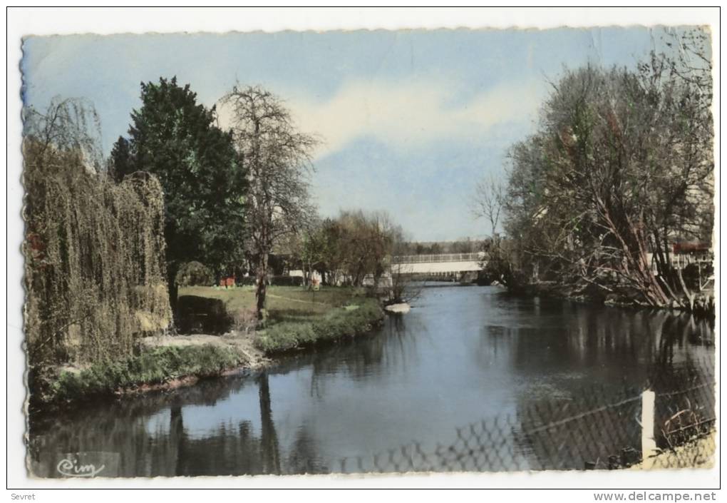 DANGU. - Les Bords De L'Epte. CPSM 9x14 - Dangu