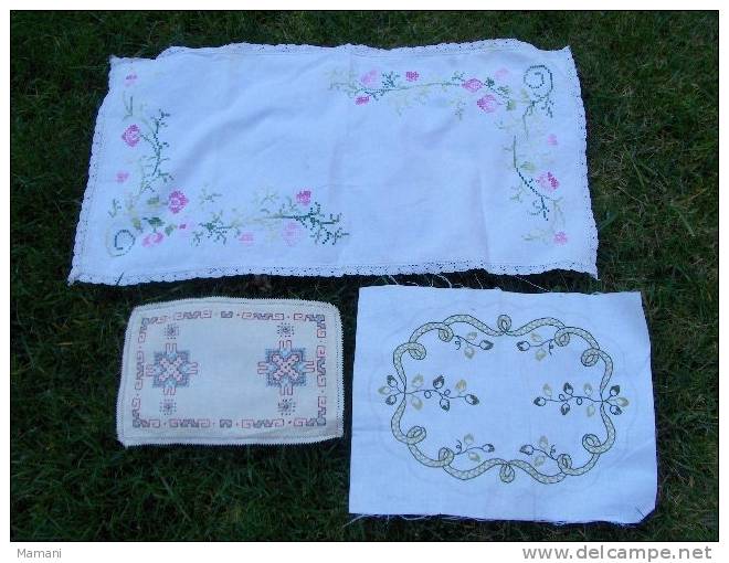 Lot De 3 Napperons Vintage -vieux Francais - Tischdecken/Servietten