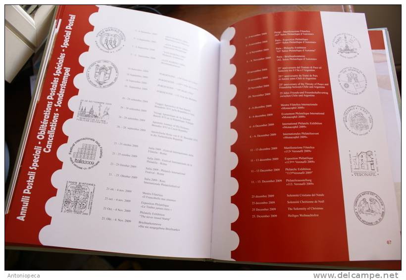 VATICAN 2009 - THE  PHILATELIC YEAR BOOK - Unused Stamps